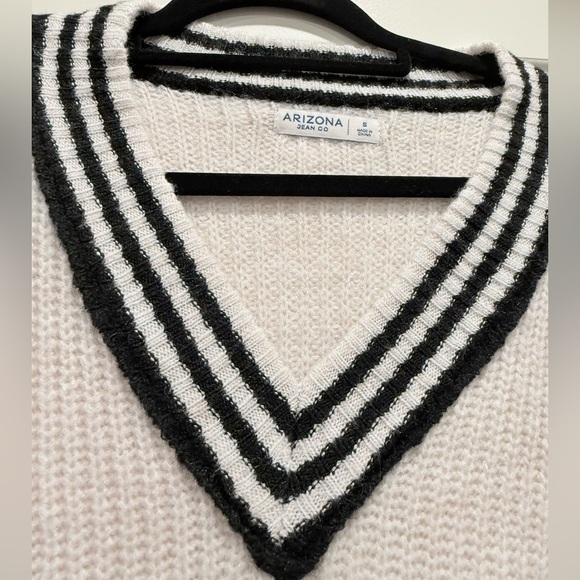 Arizona Jean Co V-Neck Sweater with Stripes preppy academia tennis - Picture 3 of 15